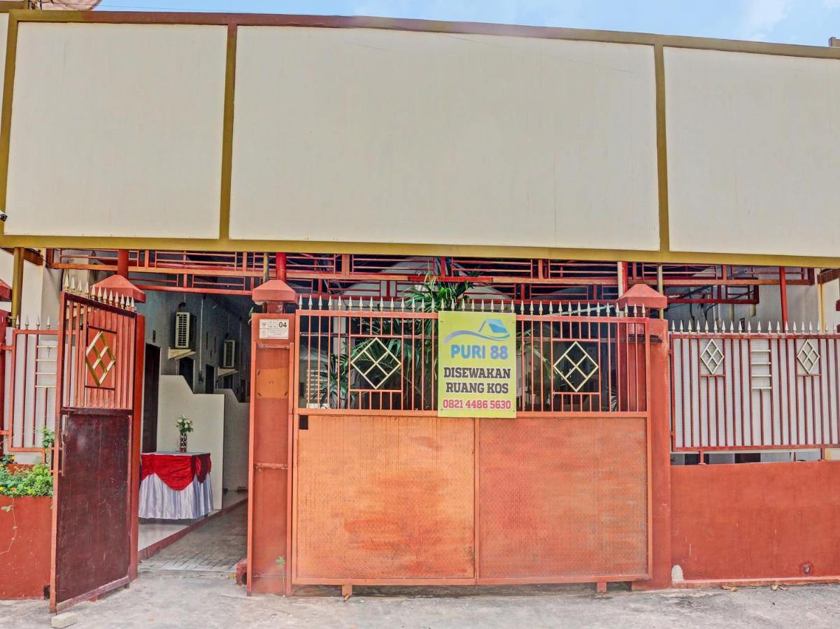 OYO 91416 Puri 88 Homestay Kupang  Luaran gambar