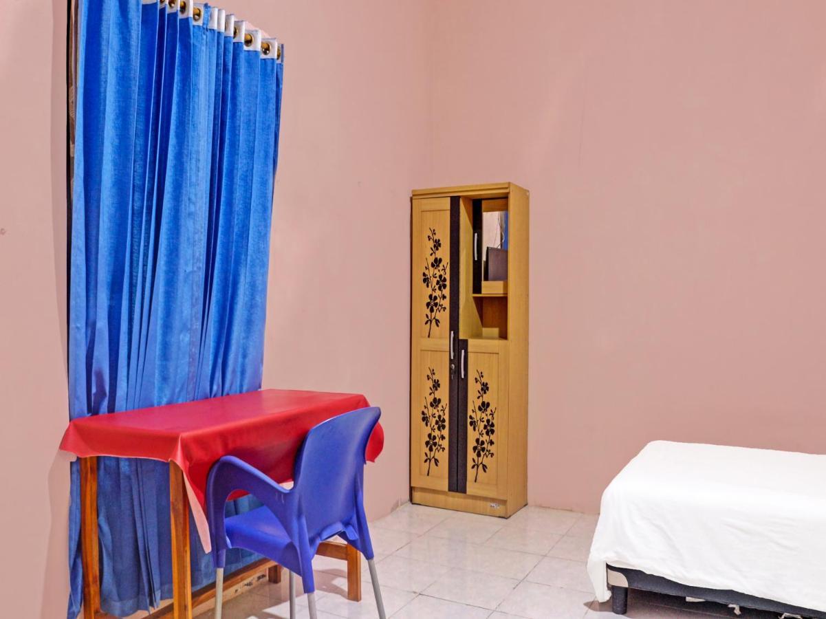 OYO 91416 Puri 88 Homestay Kupang  Luaran gambar