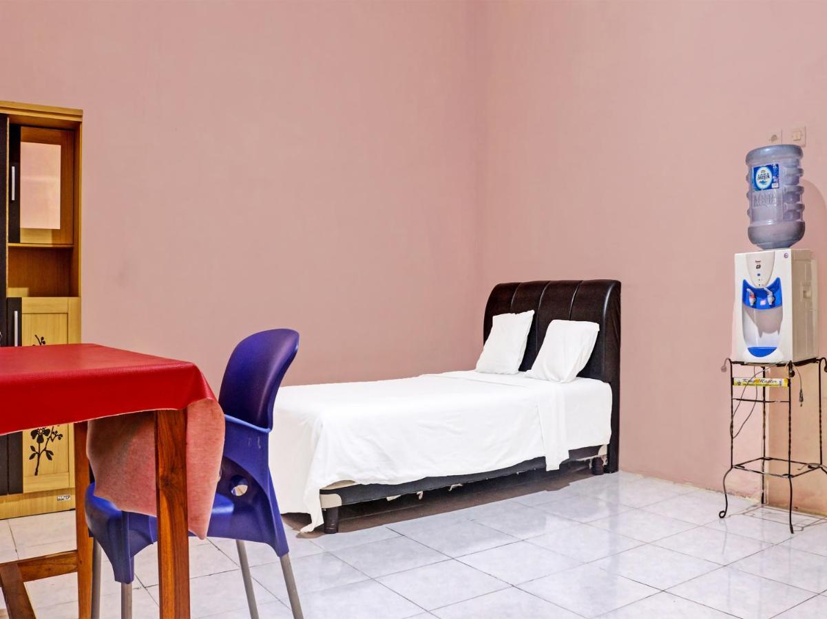 OYO 91416 Puri 88 Homestay Kupang  Luaran gambar